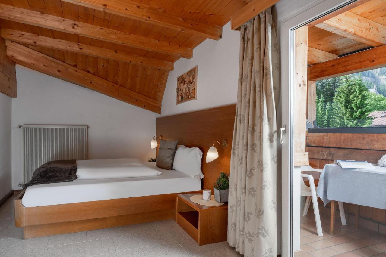 A. Paolo Apartments Vigo di Fassa Esterno foto
