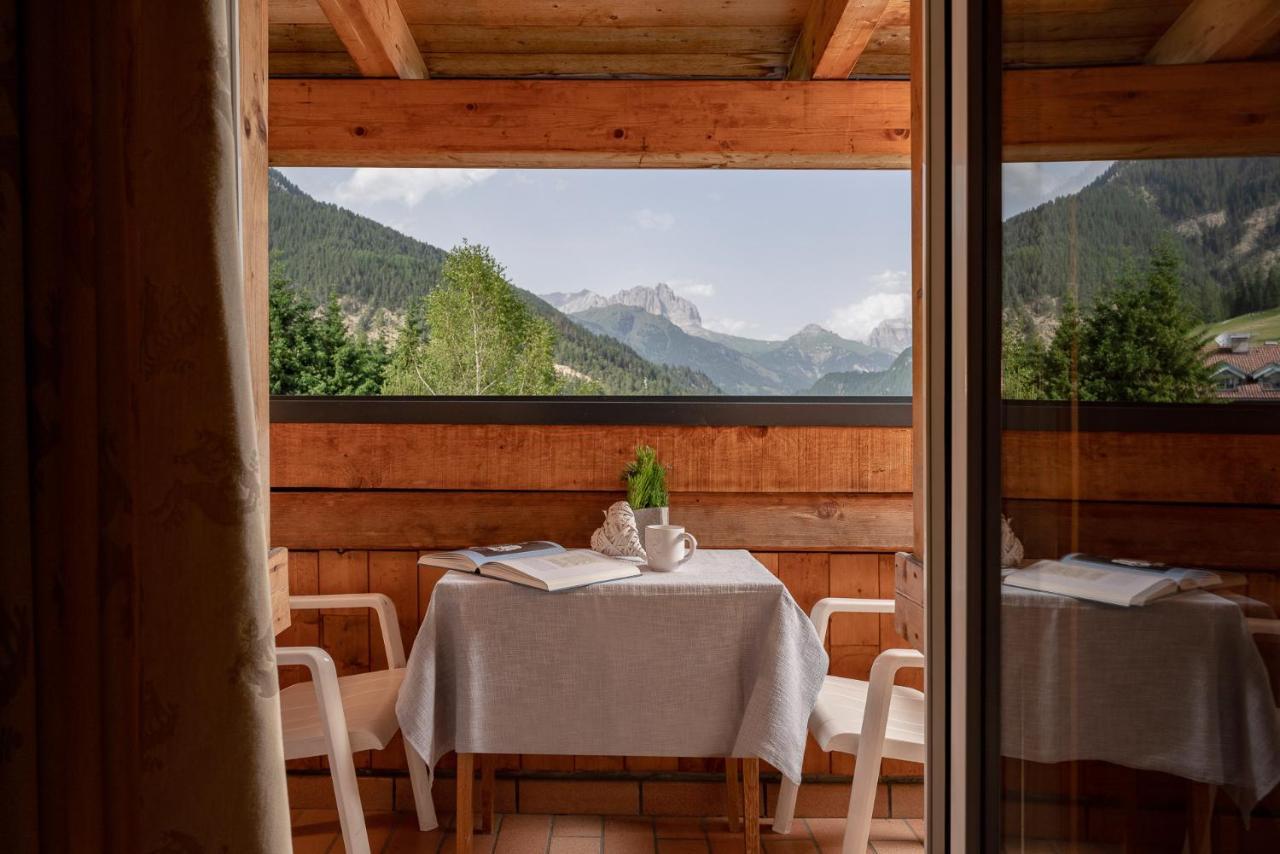 A. Paolo Apartments Vigo di Fassa Esterno foto