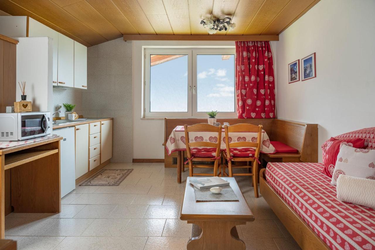 A. Paolo Apartments Vigo di Fassa Esterno foto