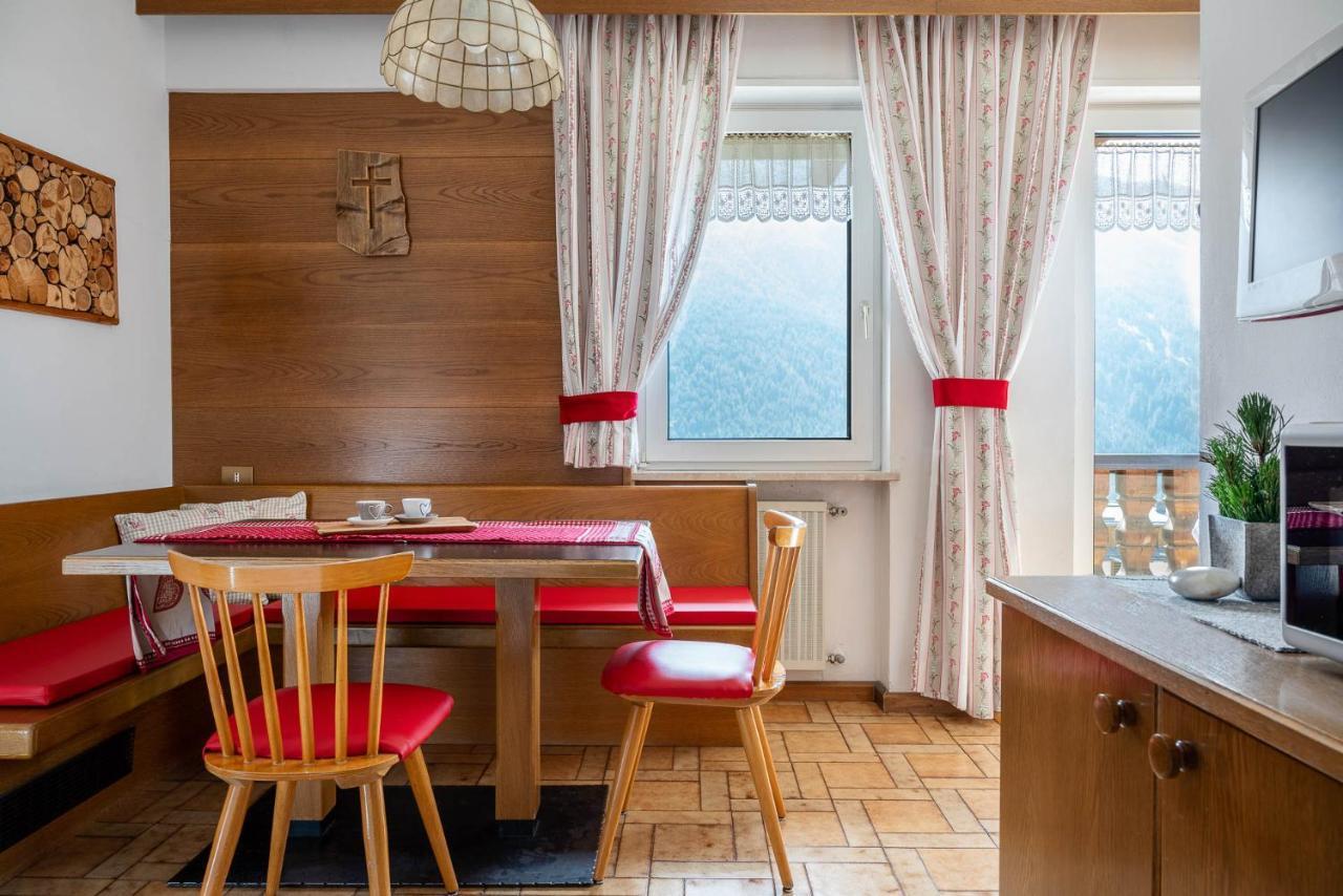 A. Paolo Apartments Vigo di Fassa Esterno foto