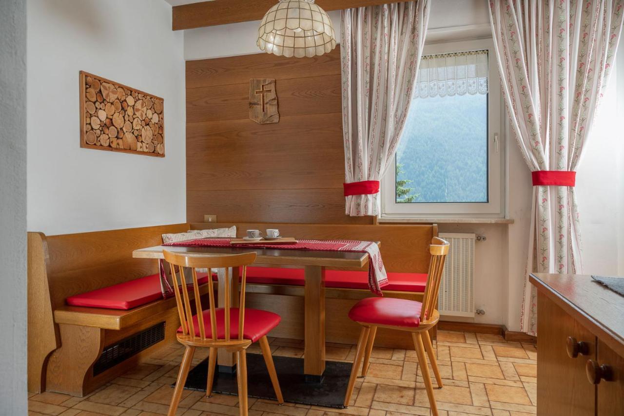 A. Paolo Apartments Vigo di Fassa Esterno foto