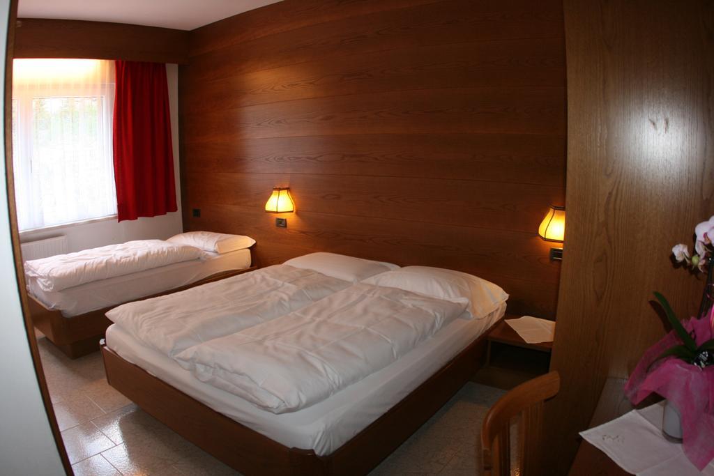 A. Paolo Apartments Vigo di Fassa Esterno foto