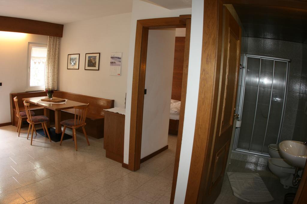 A. Paolo Apartments Vigo di Fassa Esterno foto